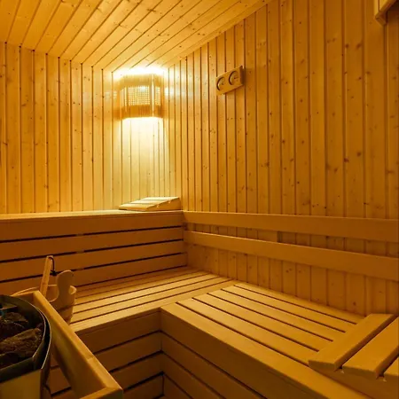Hébergement de vacances Luxurious, Modern House In The Nature In Belchin