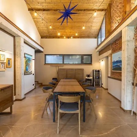 Hébergement de vacances Luxurious, Modern House In The Nature In Belchin