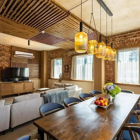 Hébergement de vacances Luxurious, Modern House In The Nature In Belchin