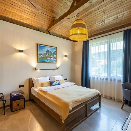 Luxurious, Modern House In The Nature In Hébergement de vacances *